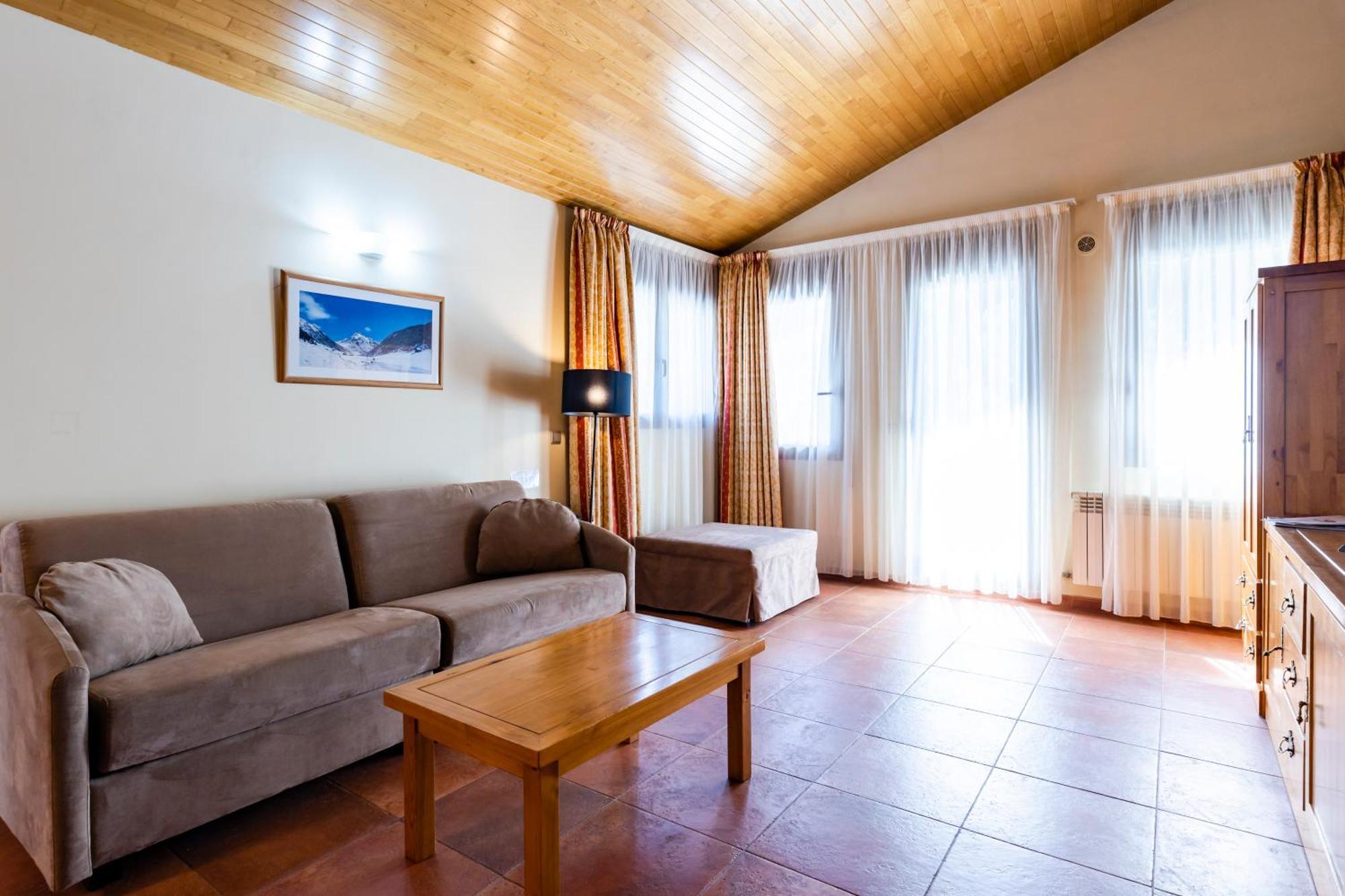 Apartaments Sant Moritz Arinsal Ngoại thất bức ảnh