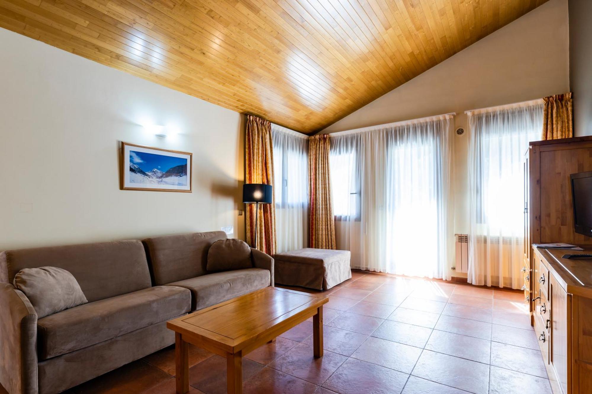 Apartaments Sant Moritz Arinsal Ngoại thất bức ảnh