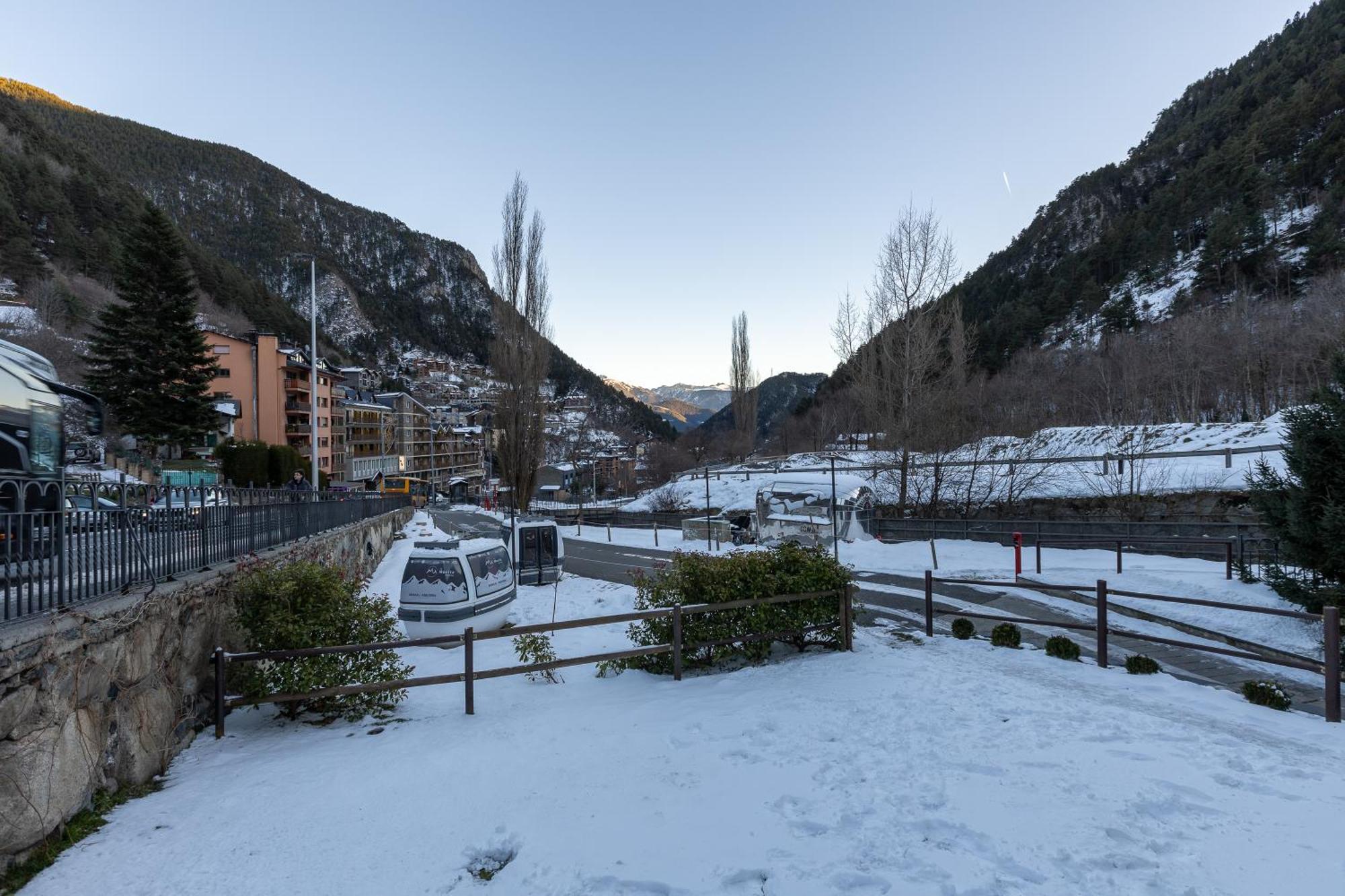 Apartaments Sant Moritz Arinsal Ngoại thất bức ảnh