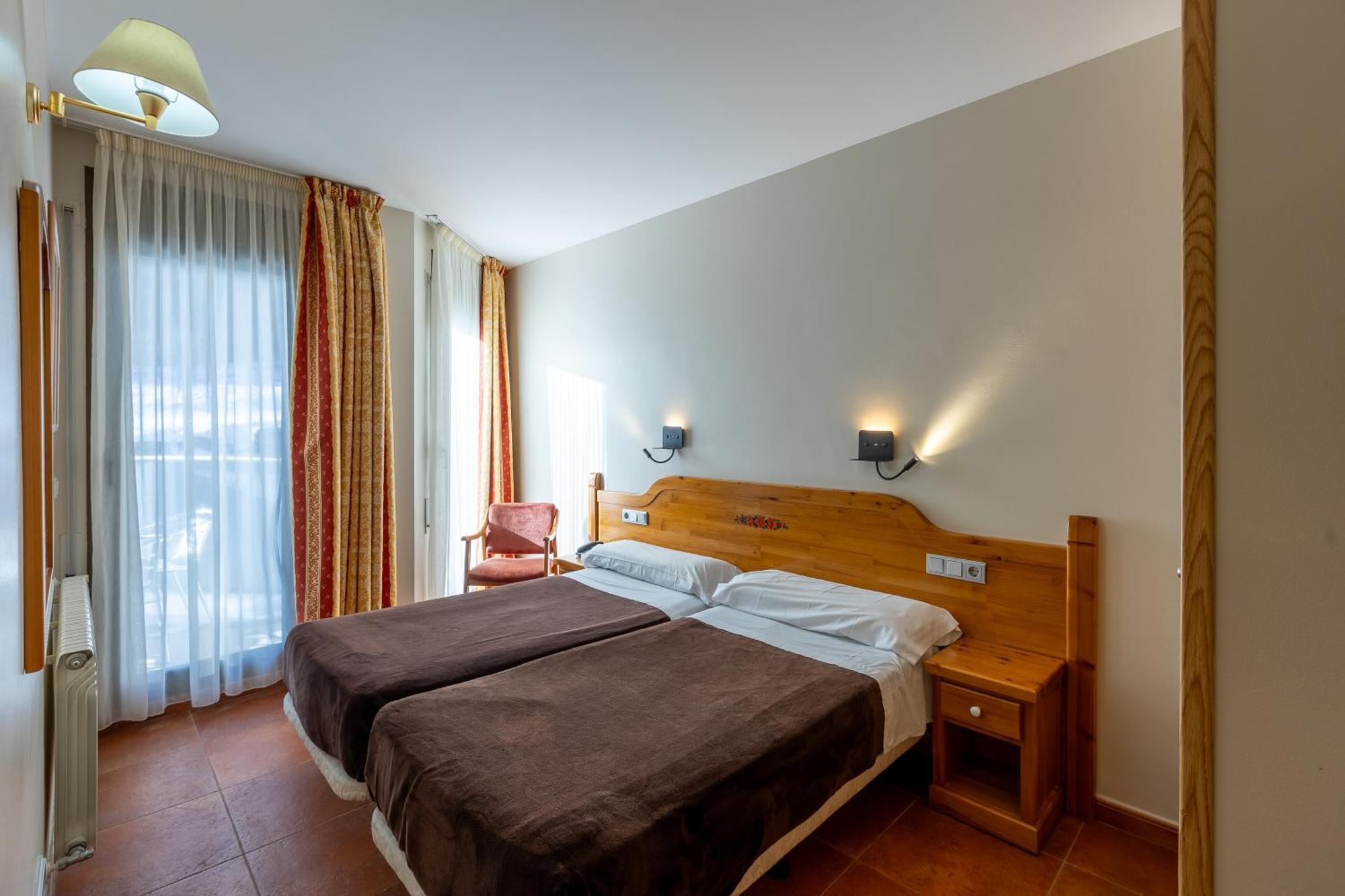Apartaments Sant Moritz Arinsal Ngoại thất bức ảnh